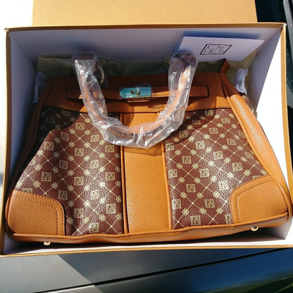Jose Hess Danbury Mint Pocketbook